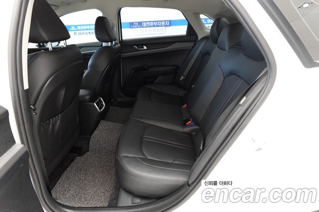 Kia K5 (III) 2.0 Prestige 2023 — фото 22