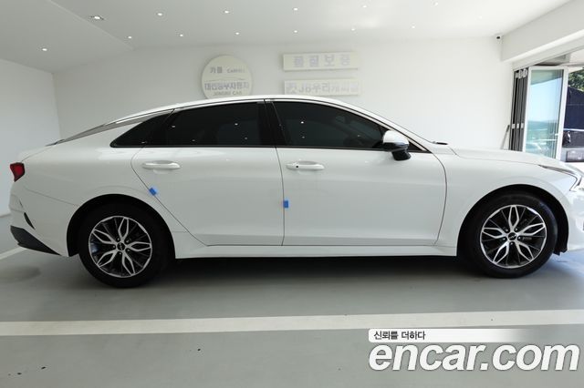 Kia K5 (III) 2.0 Prestige 2023 — фото 23