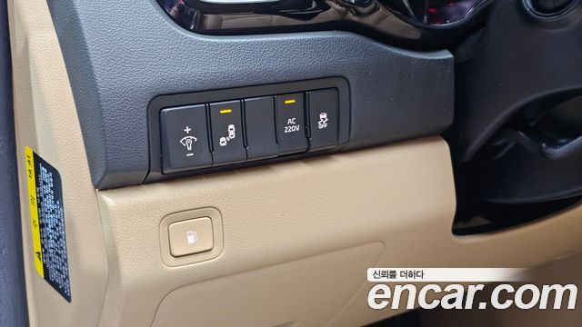 Kia Carnival 7-seater Limousine President 2018 — фото 20