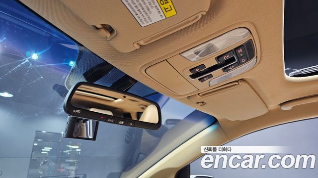Kia Carnival 7-seater Limousine President 2018 — фото 24