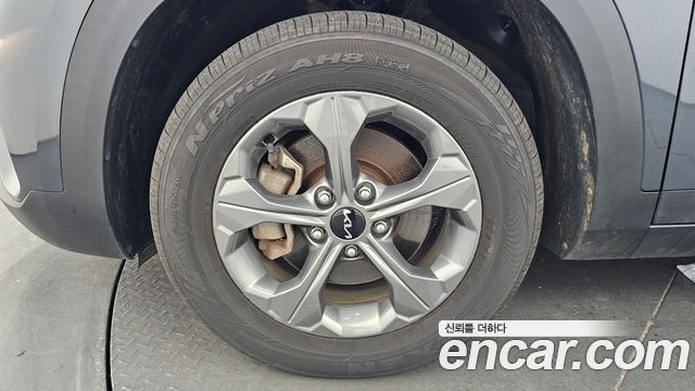 Kia Seltos Gasoline 1.6 Turbo 2WD Prestige 2023 — фото 5