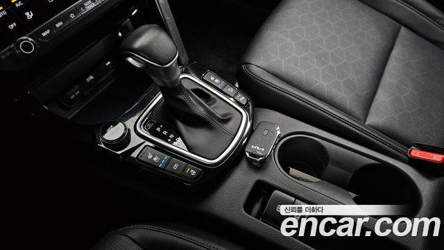 Kia Seltos Gasoline 1.6 Turbo 2WD Prestige 2023 — фото 9