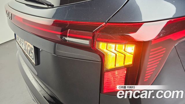 Kia Seltos Gasoline 1.6 Turbo 2WD Prestige 2023 — фото 23