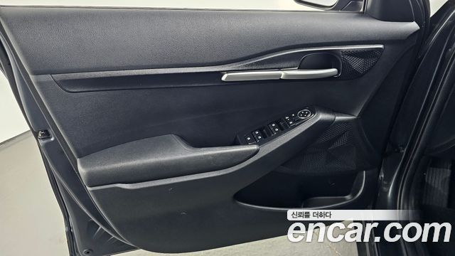Kia Seltos Gasoline 1.6 Turbo 2WD Prestige 2023 — фото 24