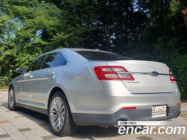 Ford Taurus 2.0 Limited EcoBoost 6th 2014 — фото 2