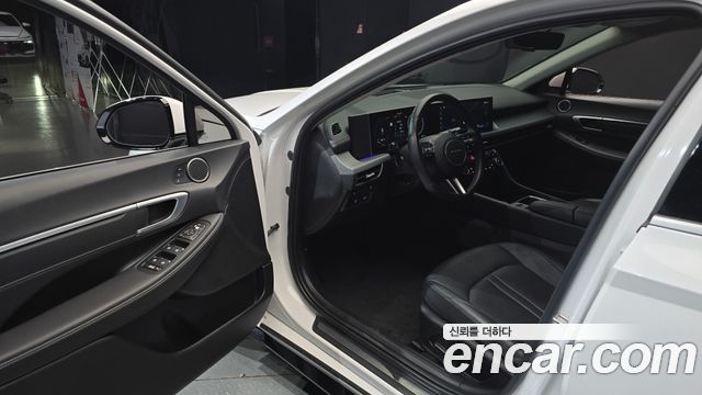Hyundai Sonata The Edge (DN8) 2.0 LPG(Rent) Business 2 2024 — фото 10