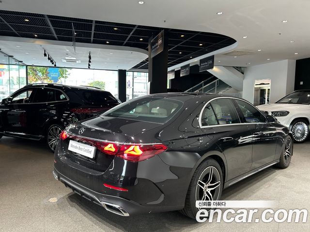 Mercedes-Benz E-Class (W214) E200 AMG Line 2026 — фото 2