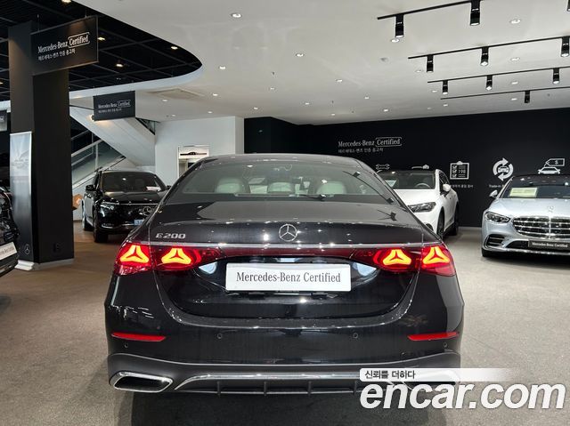 Mercedes-Benz E-Class (W214) E200 AMG Line 2026 — фото 4