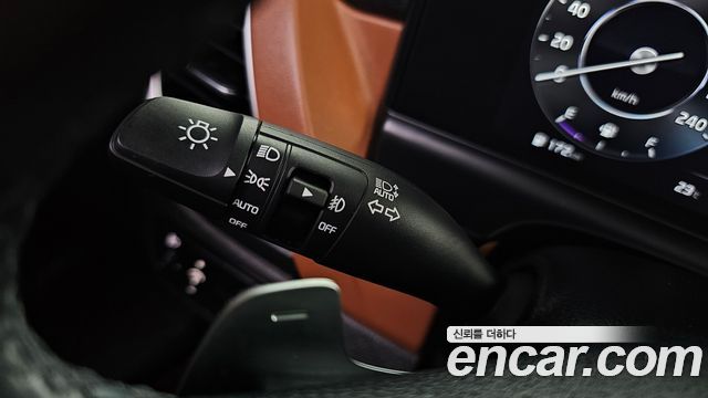 Kia Seltos Gasoline 2.0 2WD Signature 2023 — фото 13