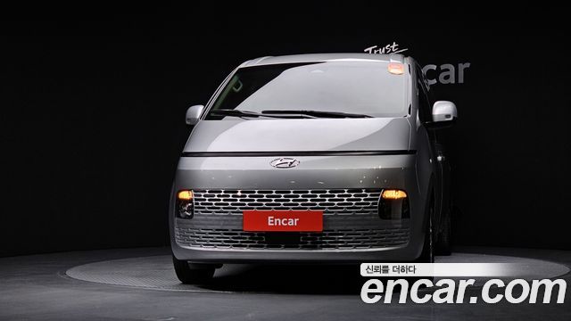 Hyundai Staria Tourer 11-Seater Modern 2022 — фото 3