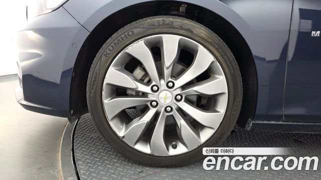 Chevrolet Malibu 2.0 Turbo LTZ Premium 2017 — фото 5
