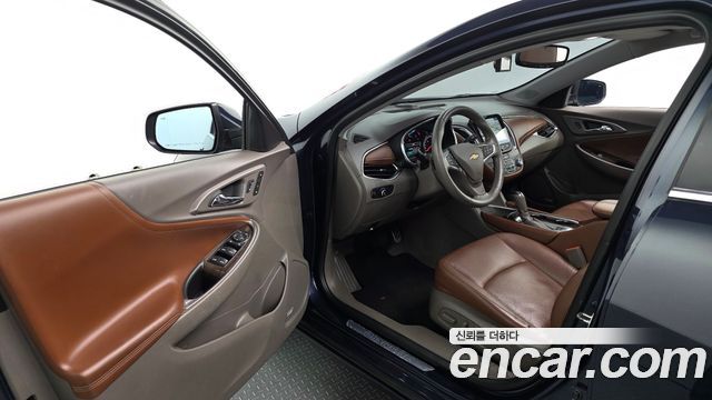 Chevrolet Malibu 2.0 Turbo LTZ Premium 2017 — фото 10