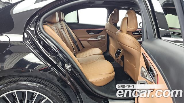 Mercedes-Benz E-Class (W214) E450 4MATIC 2024 — фото 11