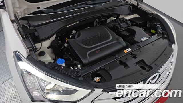 Hyundai Santa Fe (DM) Diesel(e-VGT) 2.2 2WD Premium 2013 — фото 6