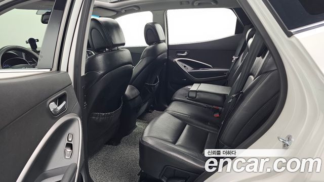 Hyundai Santa Fe (DM) Diesel(e-VGT) 2.2 2WD Premium 2013 — фото 11