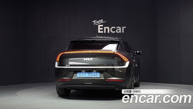 Kia EV6 Long Range Air 2023 — фото 4