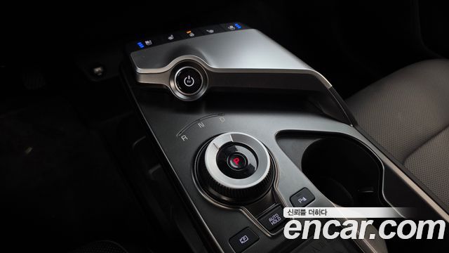 Kia EV6 Long Range Air 2023 — фото 9