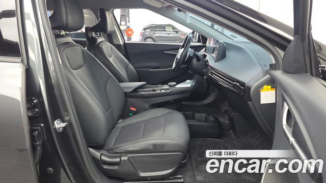 Kia EV6 Long Range Air 2023 — фото 11
