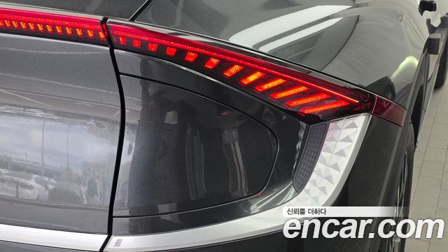 Kia EV6 Long Range Air 2023 — фото 23