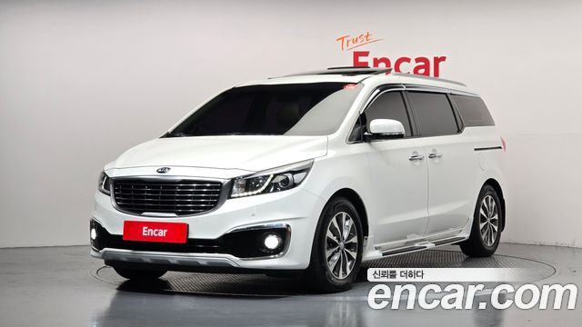 Kia Carnival 9-seater Prestige