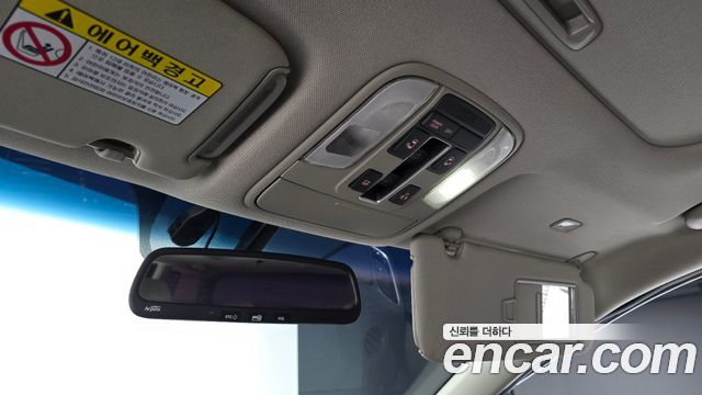 Kia Carnival 9-seater Prestige 2018 — фото 37