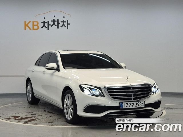 Mercedes-Benz E-Class (W213) E300 4MATIC Exclusive 2020 — фото 4