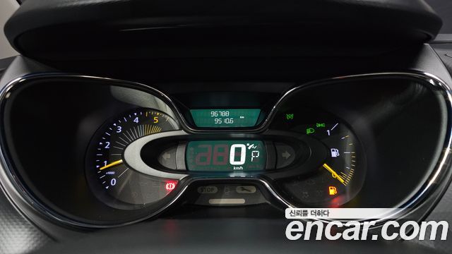 Renault Korea QM3 RE 2015 — фото 8