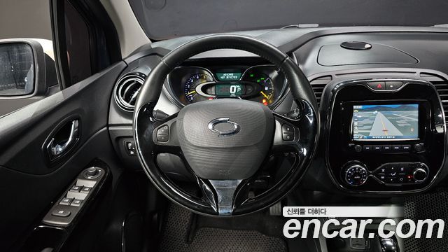 Renault Korea QM3 RE 2015 — фото 12