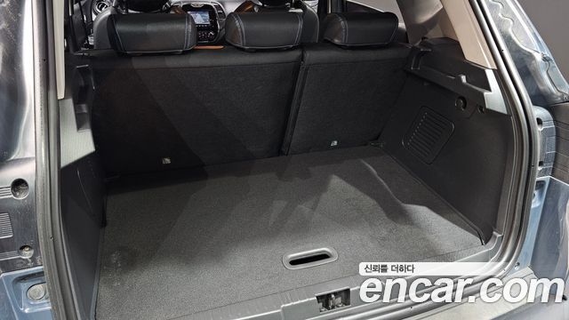 Renault Korea QM3 RE 2015 — фото 20