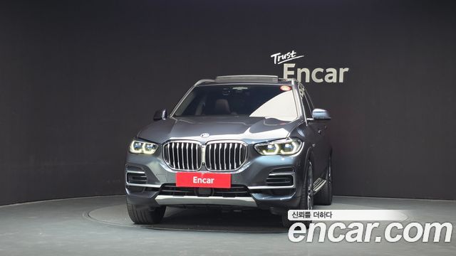 BMW X5 (G05) xDrive 45e xLine 2022 — фото 3