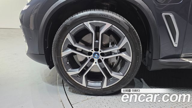 BMW X5 (G05) xDrive 45e xLine 2022 — фото 5