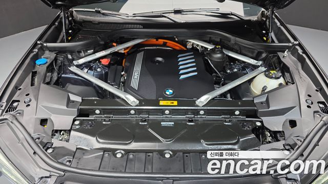 BMW X5 (G05) xDrive 45e xLine 2022 — фото 6