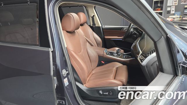 BMW X5 (G05) xDrive 45e xLine 2022 — фото 11