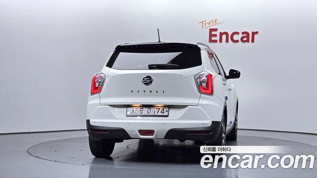 KG Mobility (SsangYong) Tivoli LX 2WD 2016 — фото 4