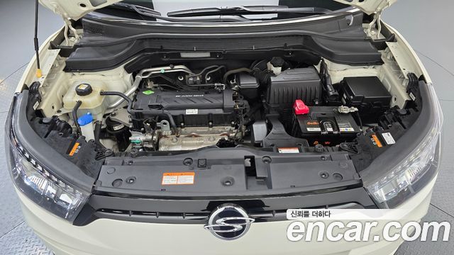 KG Mobility (SsangYong) Tivoli LX 2WD 2016 — фото 6