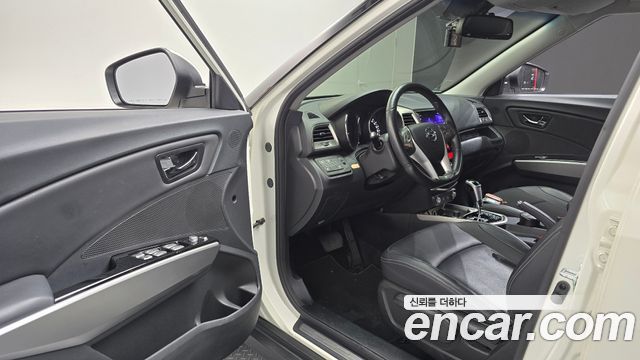 KG Mobility (SsangYong) Tivoli LX 2WD 2016 — фото 10