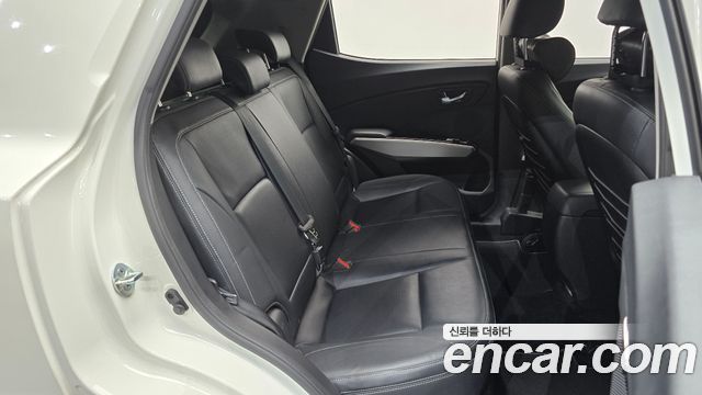 KG Mobility (SsangYong) Tivoli LX 2WD 2016 — фото 11