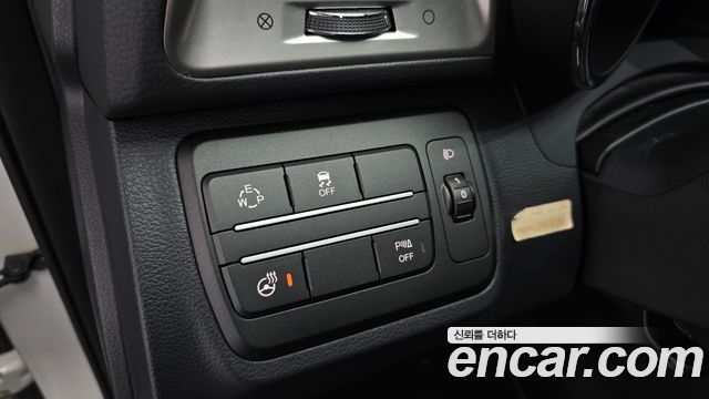 KG Mobility (SsangYong) Tivoli LX 2WD 2016 — фото 29