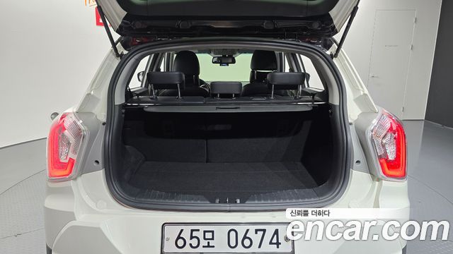 KG Mobility (SsangYong) Tivoli LX 2WD 2016 — фото 32