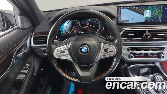 BMW 7 Series (G11) 750Li xDrive 2018 — фото 13