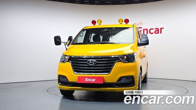Hyundai Grand Starex School Bus 2019 — фото 3
