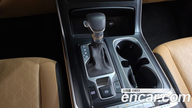 Kia Carnival (IV) Gasoline 9-Seater Prestige 2023 — фото 9