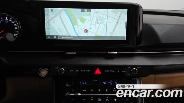 Kia Carnival (IV) Gasoline 9-Seater Prestige 2023 — фото 17
