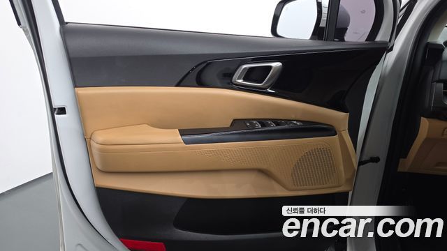Kia Carnival (IV) Gasoline 9-Seater Prestige 2023 — фото 31