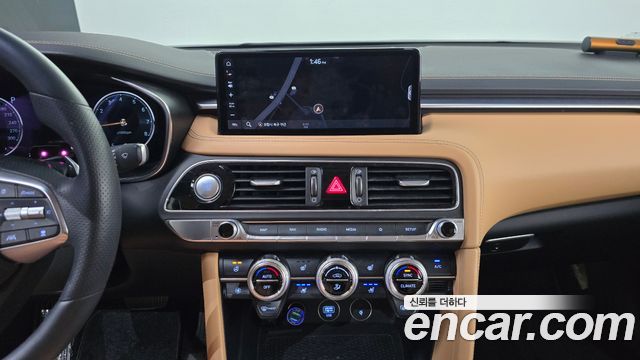 Genesis G70 Gasoline 2.0T 4WD 2022 — фото 13