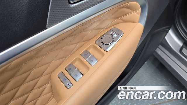 Genesis G70 Gasoline 2.0T 4WD 2022 — фото 15