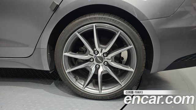 Genesis G70 Gasoline 2.0T 4WD 2022 — фото 21