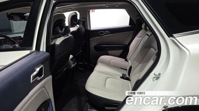 Kia Sportage (V) Gasoline 1.6 Turbo 2WD Signature 2022 — фото 12