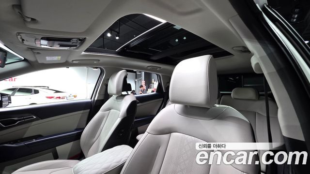 Kia Sportage (V) Gasoline 1.6 Turbo 2WD Signature 2022 — фото 18