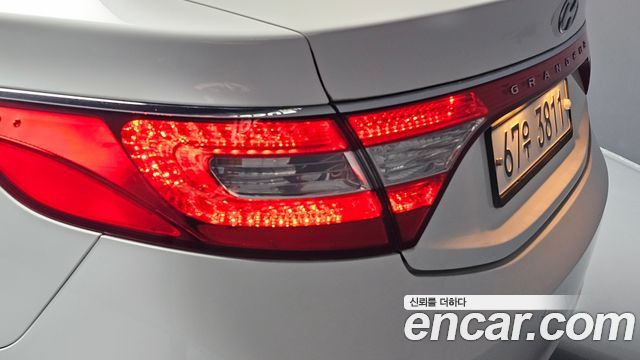 Hyundai Grandeur (HG) LPG HG300 Premium 2014 — фото 23